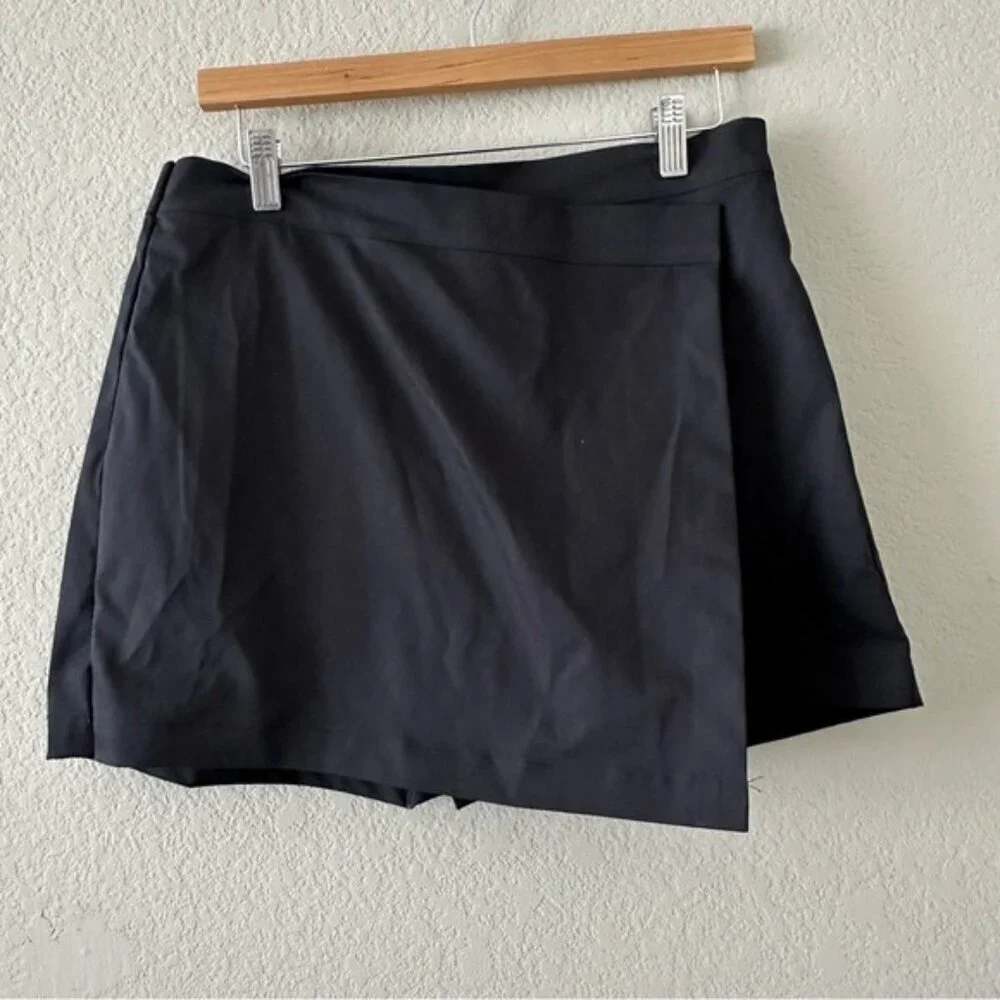 Traj3ctory Black Wrap Skort Women’s Size Large Sporty Chic Utility Style - Picture 2 of 9